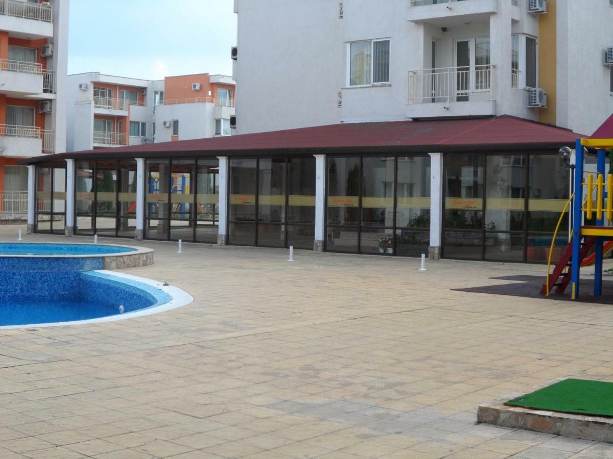 Студия Несебър Форт Клуб Pantai Sunny Bagian luar foto