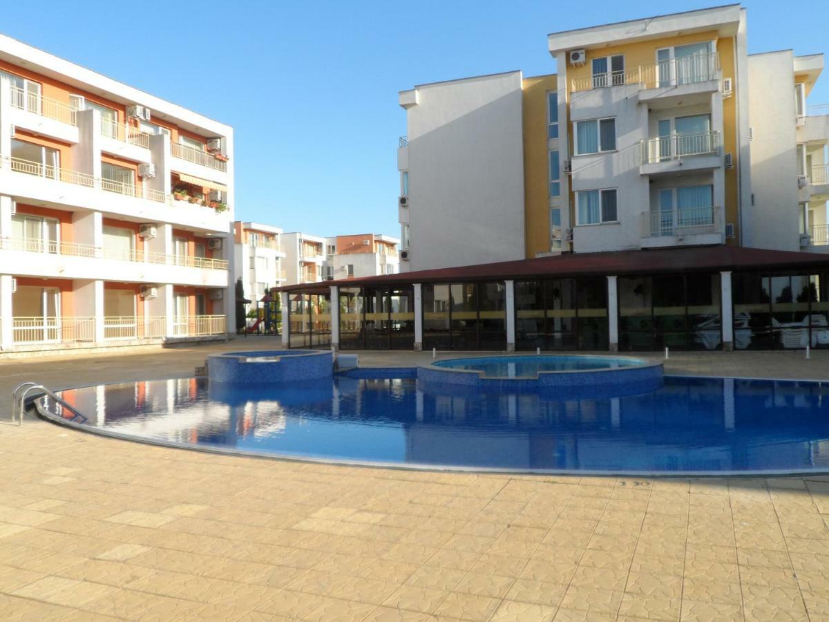 Студия Несебър Форт Клуб Pantai Sunny Bagian luar foto