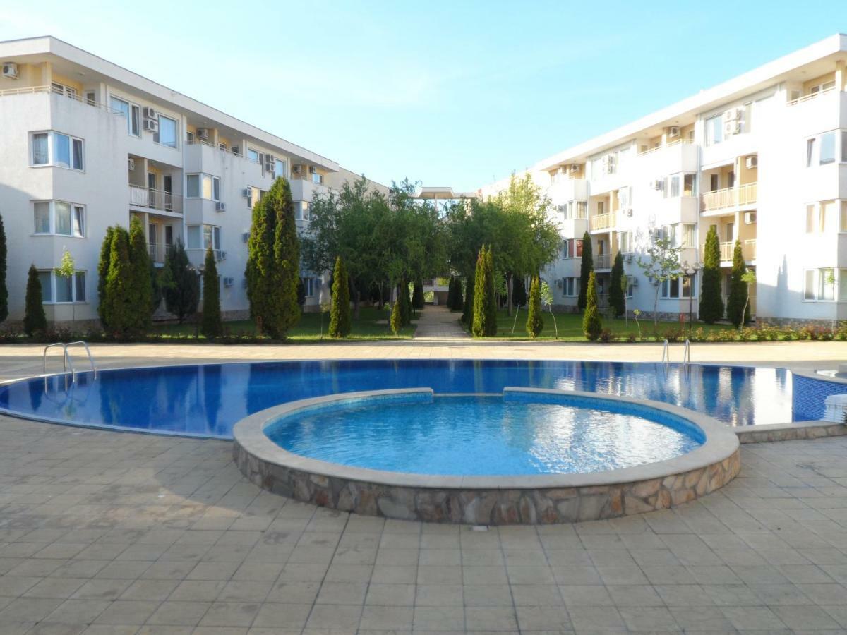 Студия Несебър Форт Клуб Pantai Sunny Bagian luar foto